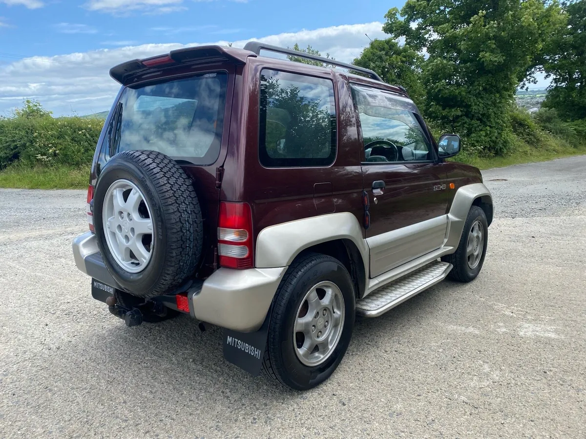 Mitsubishi Pajero Junior - Image 4