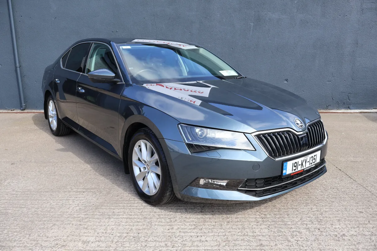 Skoda Superb Huge Spec Low Km New Timing Belt! - Image 3