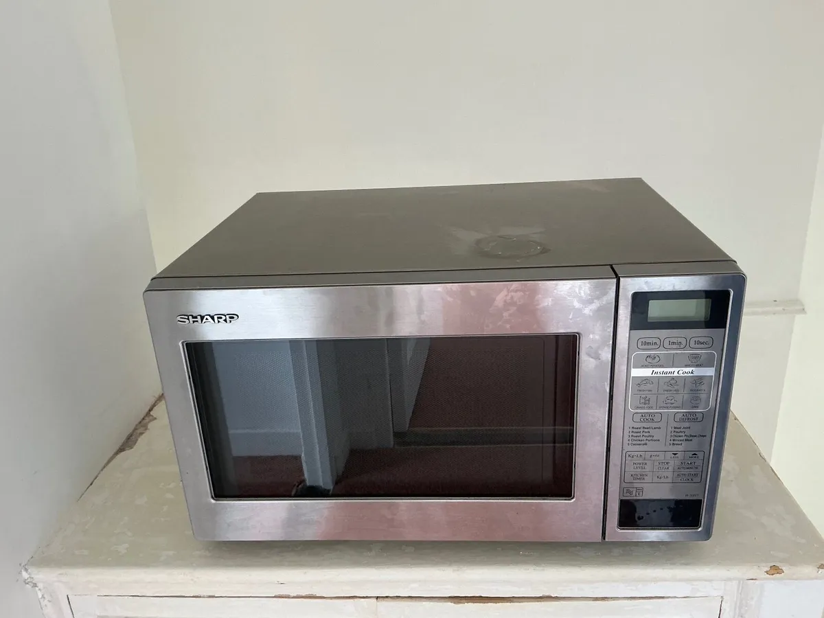 Microwave - Sharp 900W - Image 2