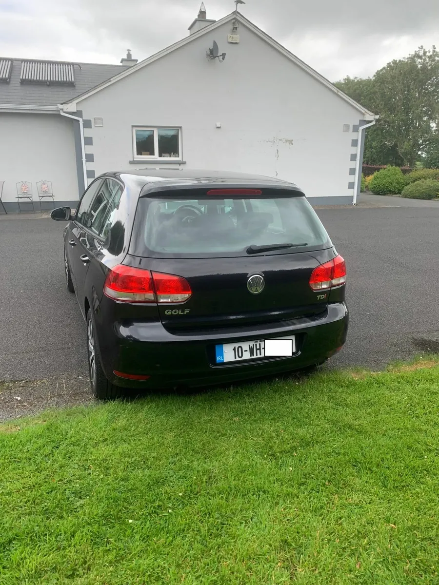 Volkswagen Golf 2010 - Image 4