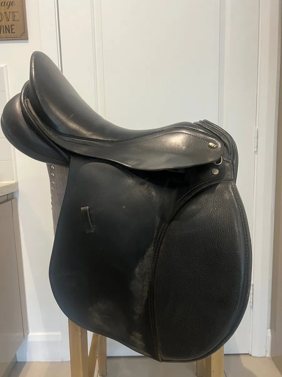 Saddle - Image 2