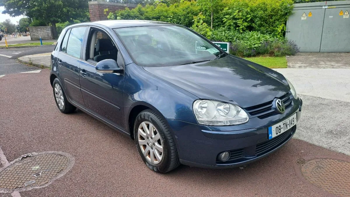 Golf 2008 1.4 petrol New Nct tax low kilometers - Image 1