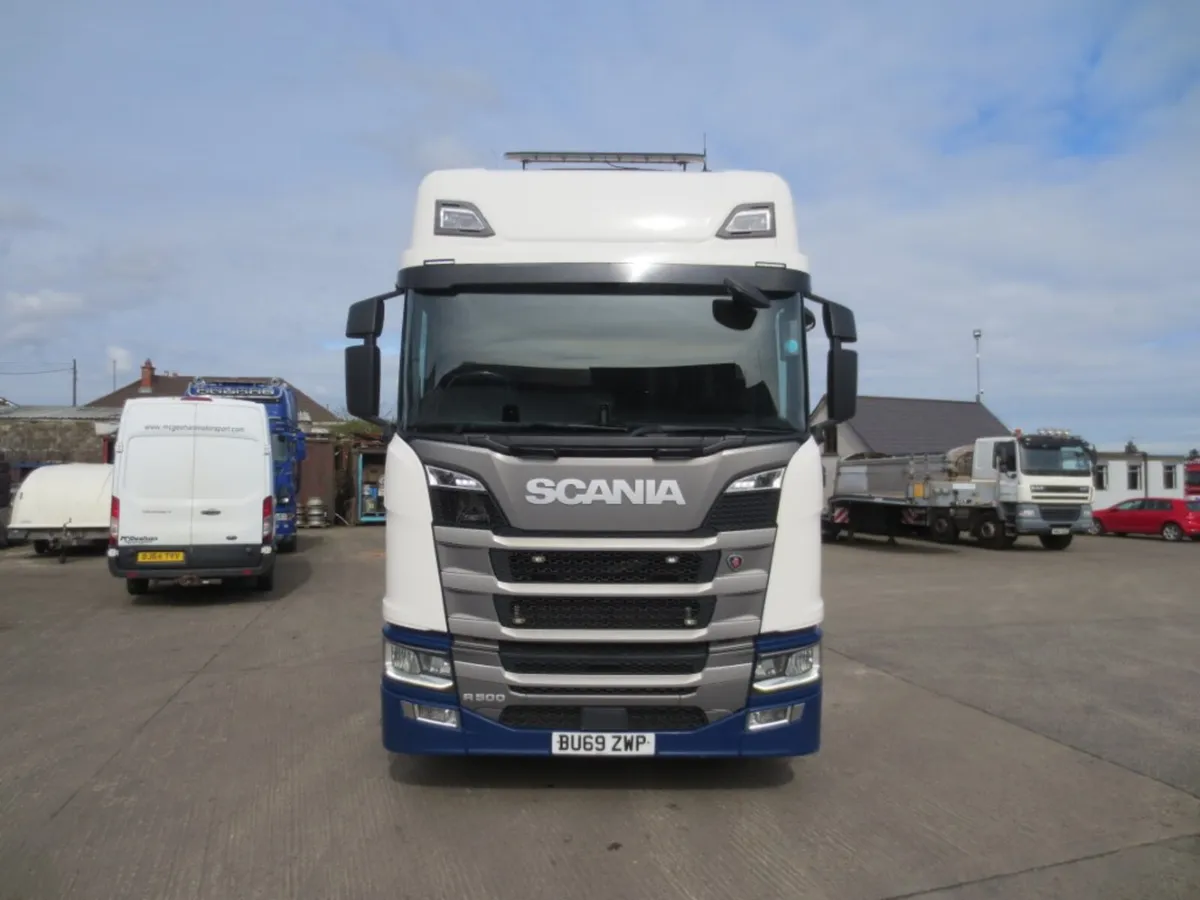 2019 Scania S450 6x2 Tractor Unit - Image 2