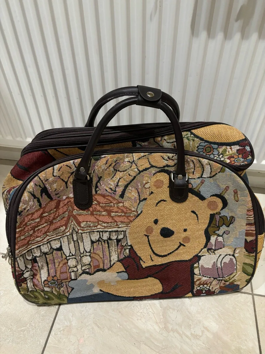 Bag Luggage - Winnie The Poo - Image 1