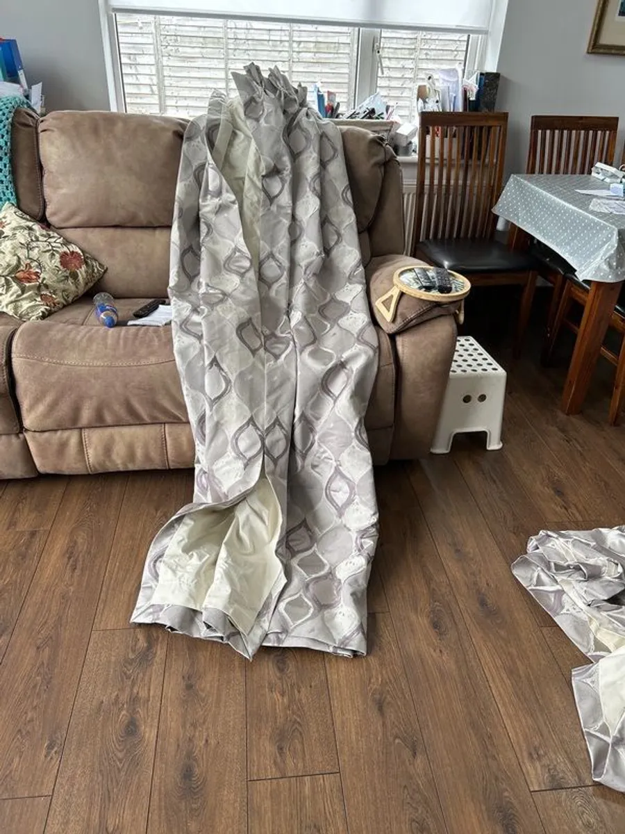 curtains - Image 3