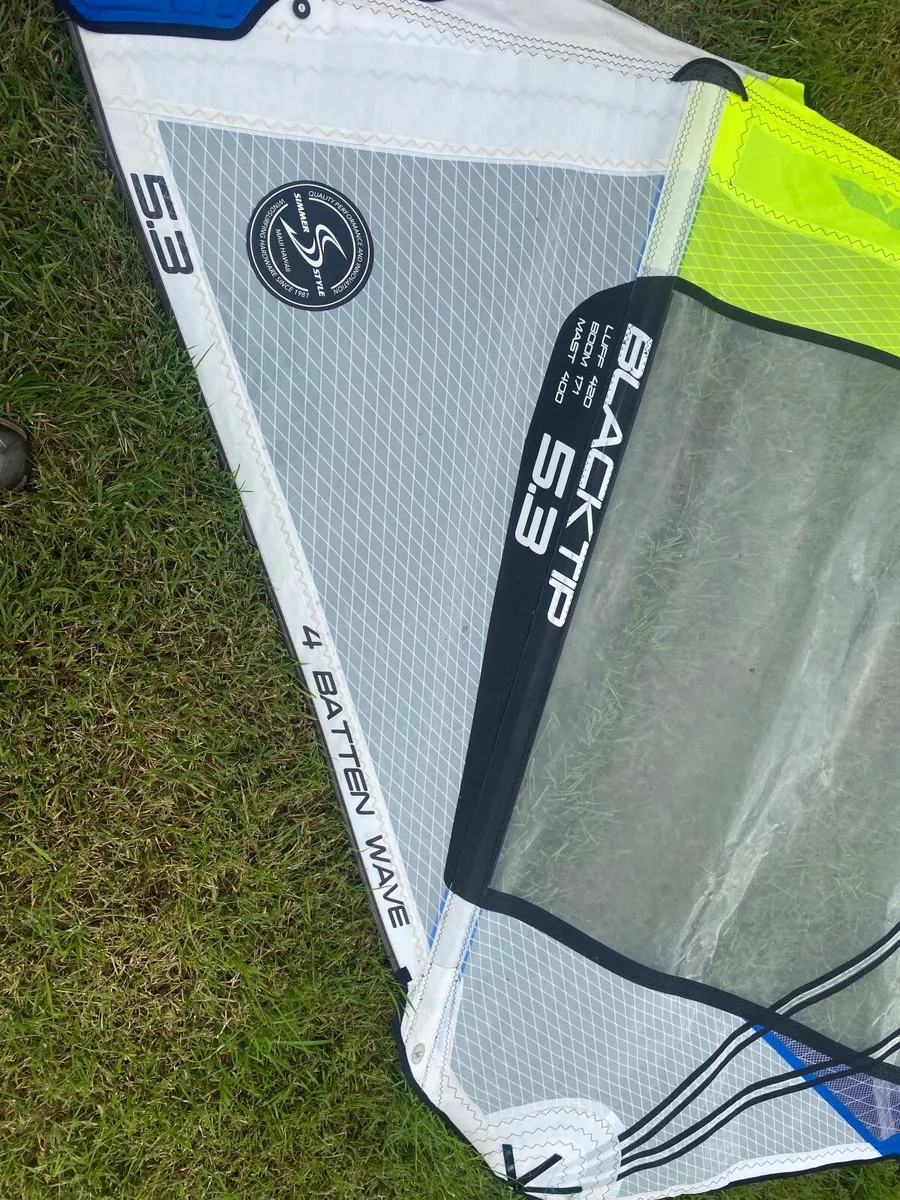 Windsurfing - Image 1