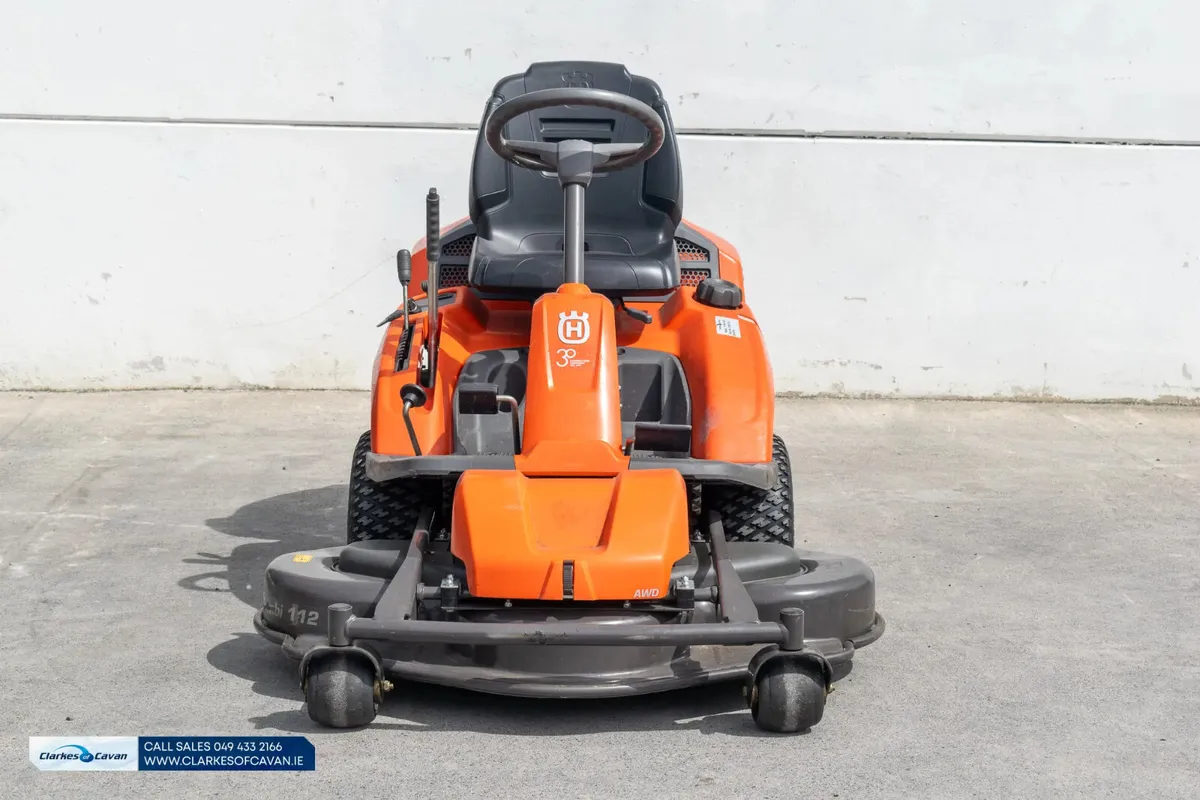 2020 Husqvarna R320Ts AWD ride-on lawnmower - Image 2