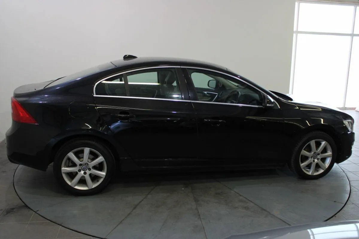 Volvo S60 D3 (150hp) SE - Image 3