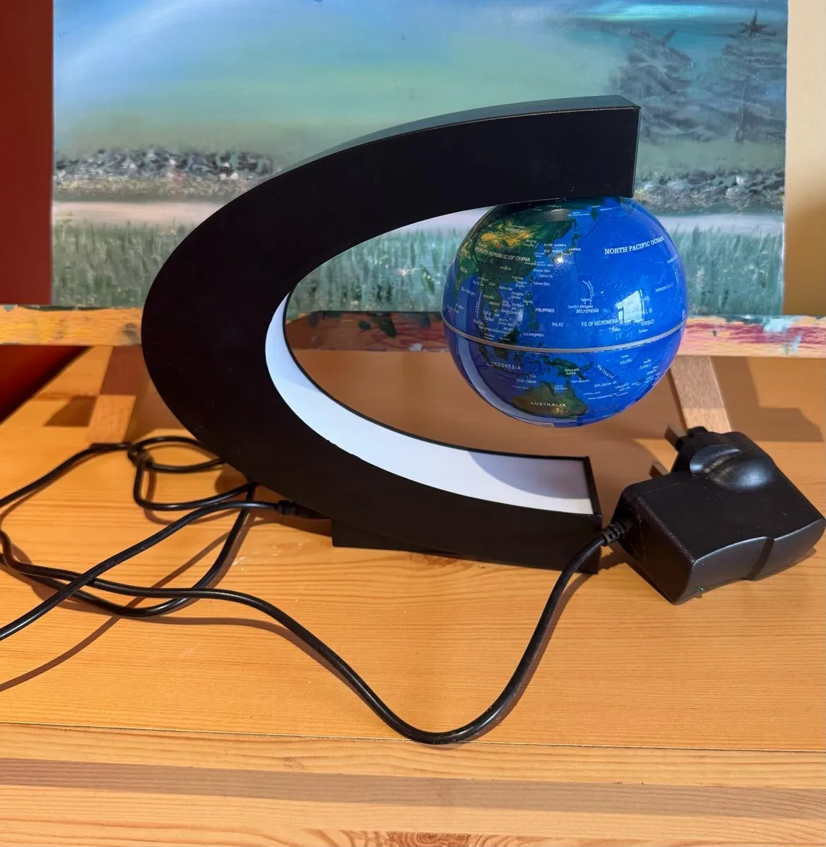 Magnetic Levitation Floating Globe - Image 2