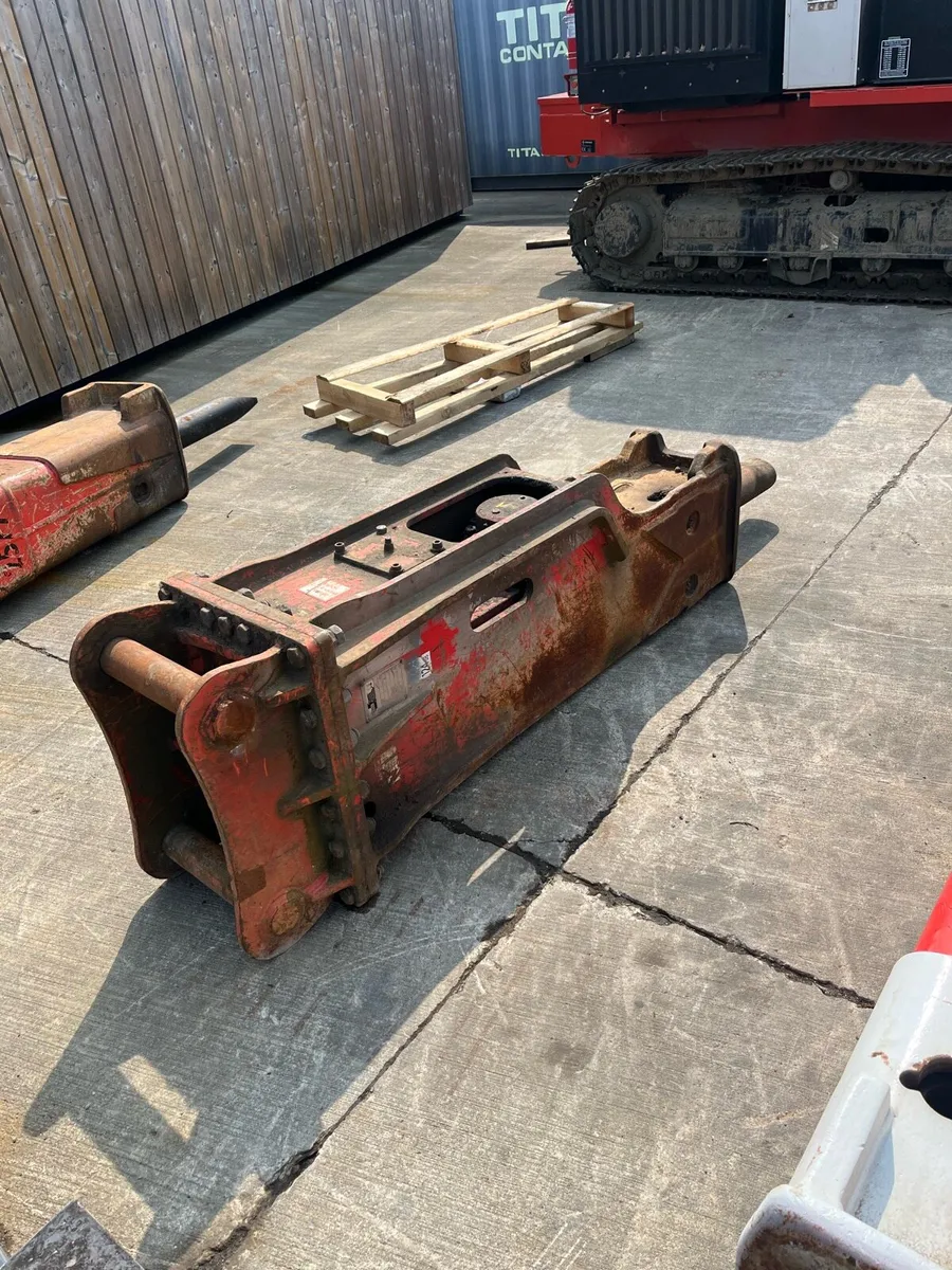 Miller MGB1600 Rock Hammer/ Breaker 20-35T - Image 2