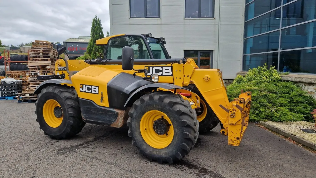 2013 JCB 535-95 Agri Super - Image 2