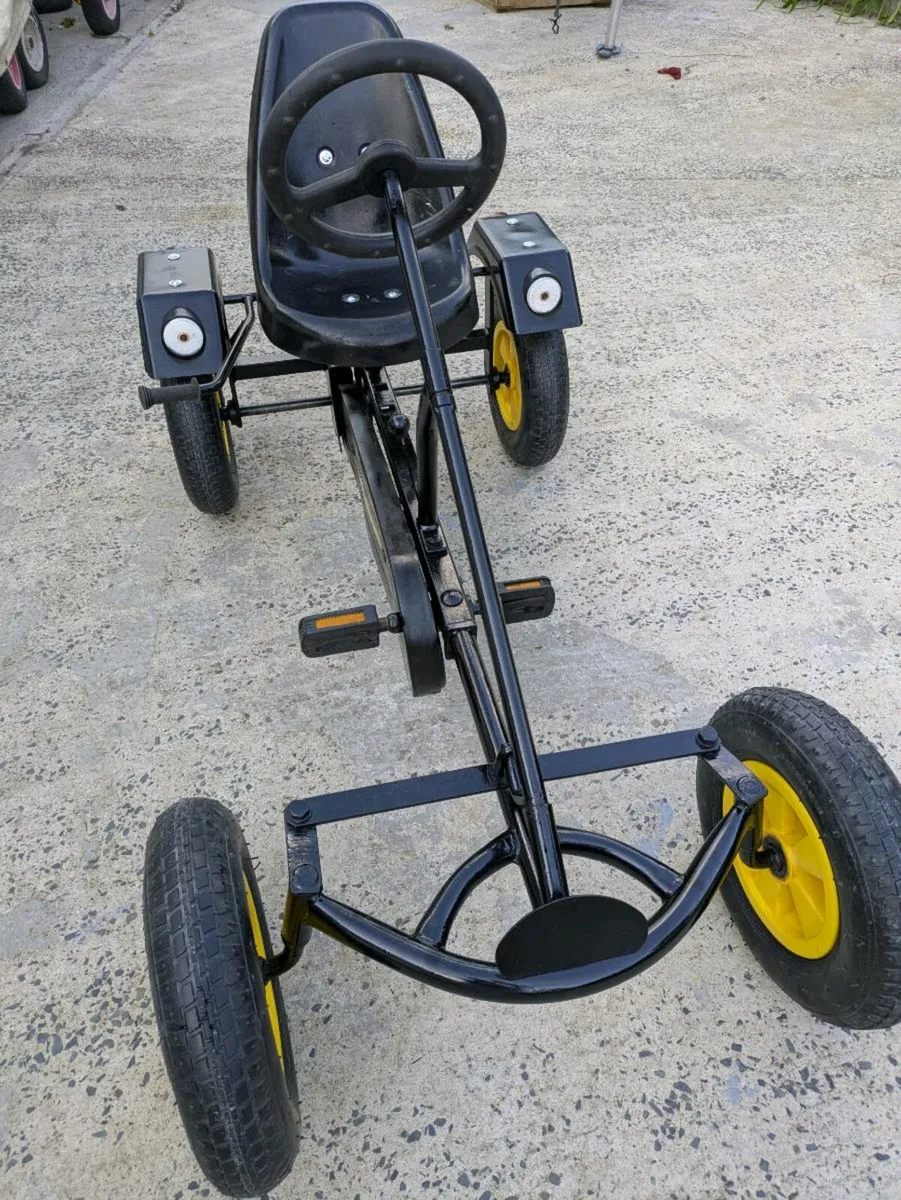 Go cart... Like new - Image 1