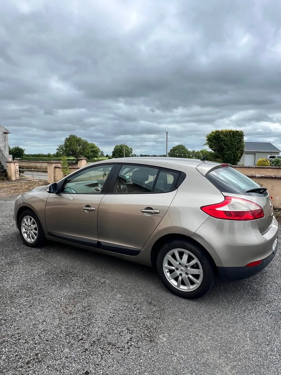 Renault Megane 2010 - Image 1