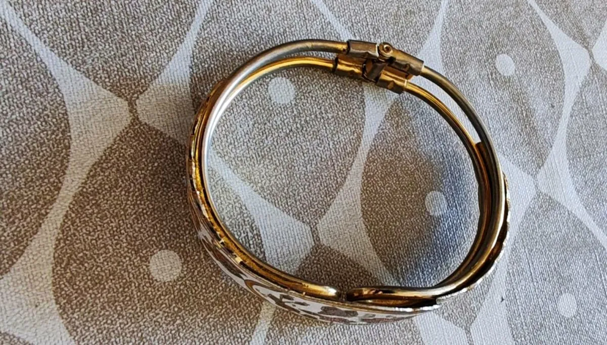 Vintage cloisonne enamel bangle - Image 2