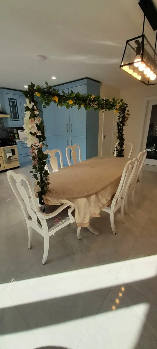 Kitchen Table (Extendable) and Chairs - Image 1