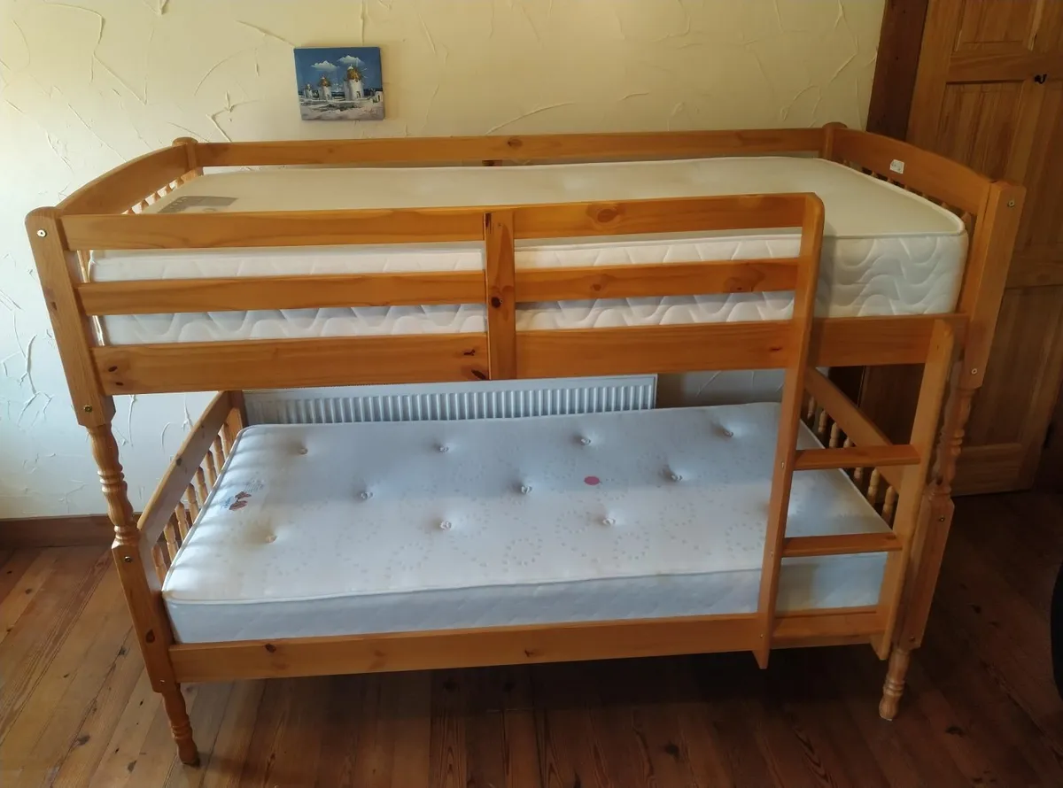 Bunkbeds - Image 1