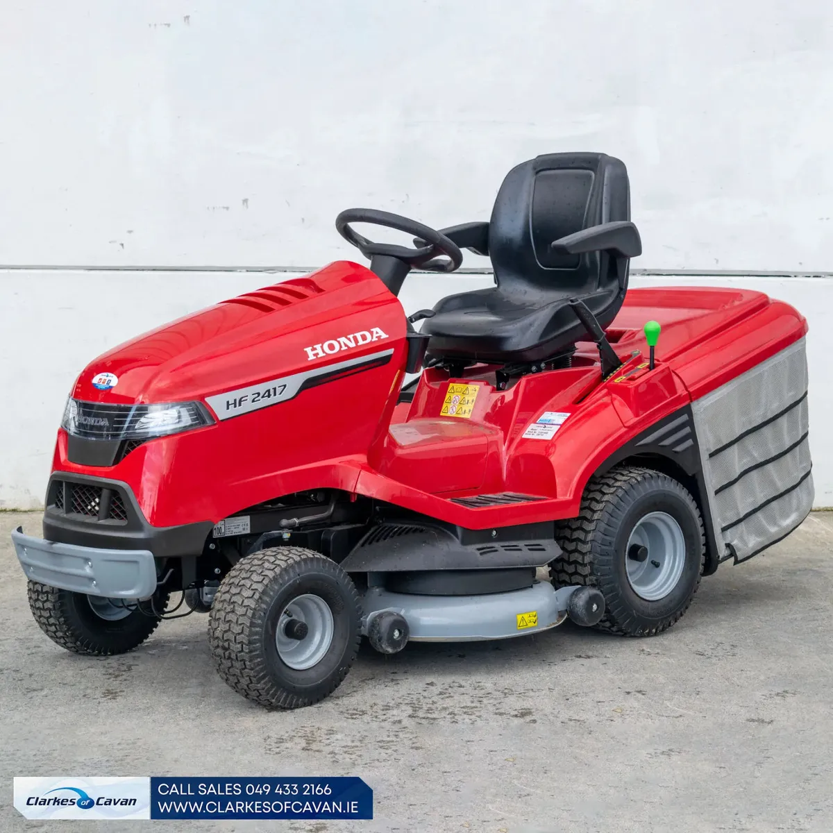 Demo 2023 Honda 2417 ride-on lawnmower - Image 1