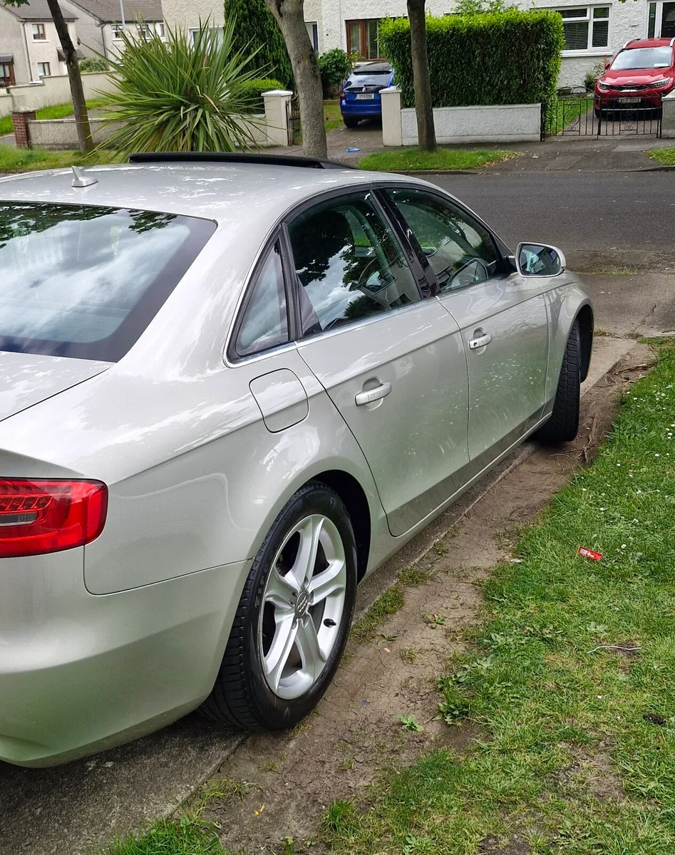 2014 AUDI A4 - Image 2