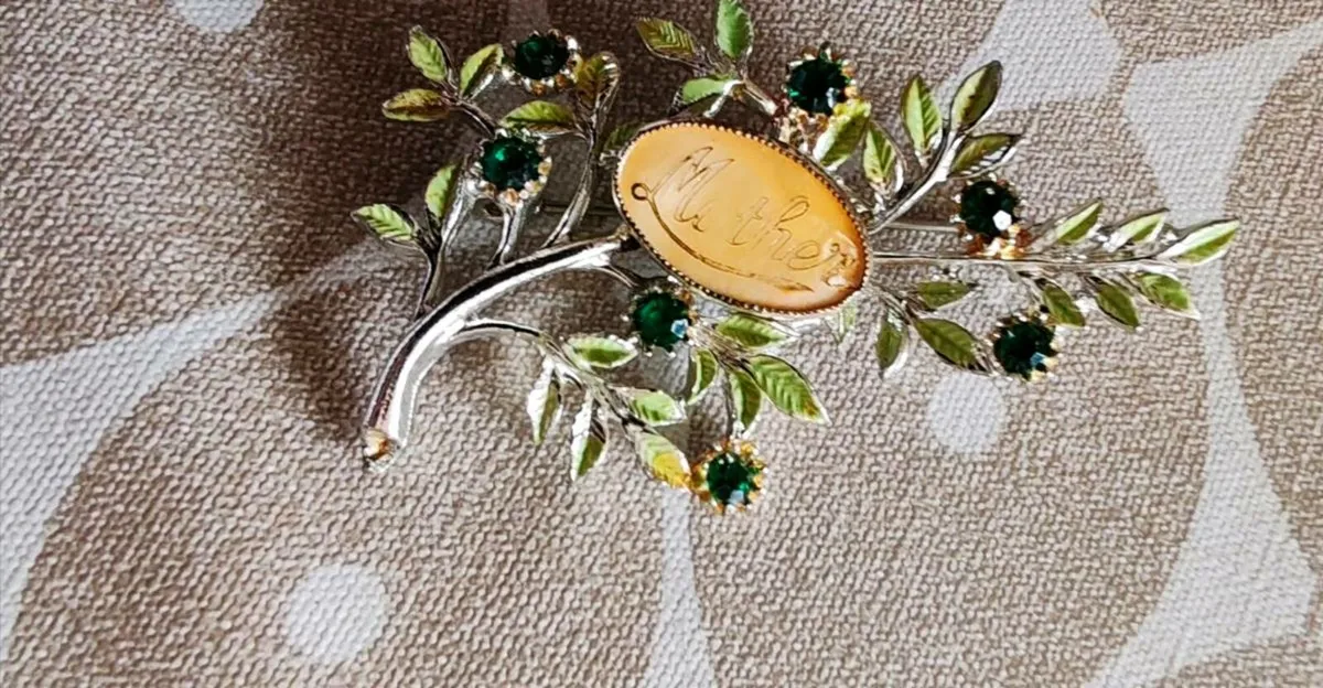 Vintage MOTHER brooch - Image 2