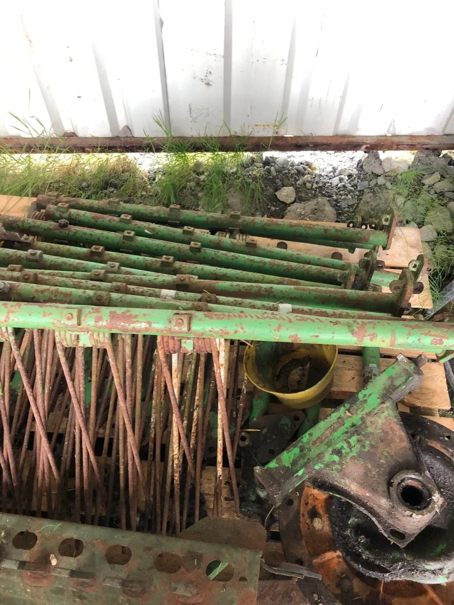 Breaking stoll Single rotor rake - Image 2