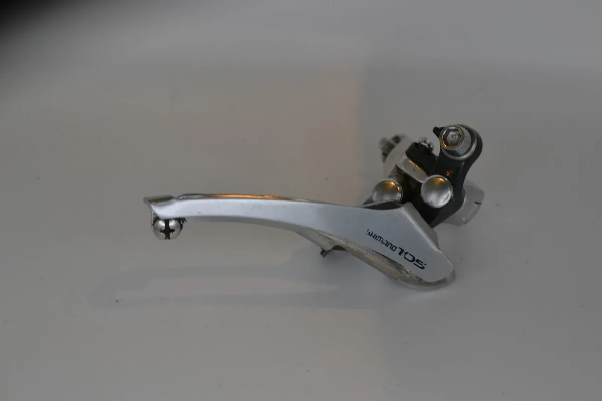 Shimano 105 front derailleur - Image 2