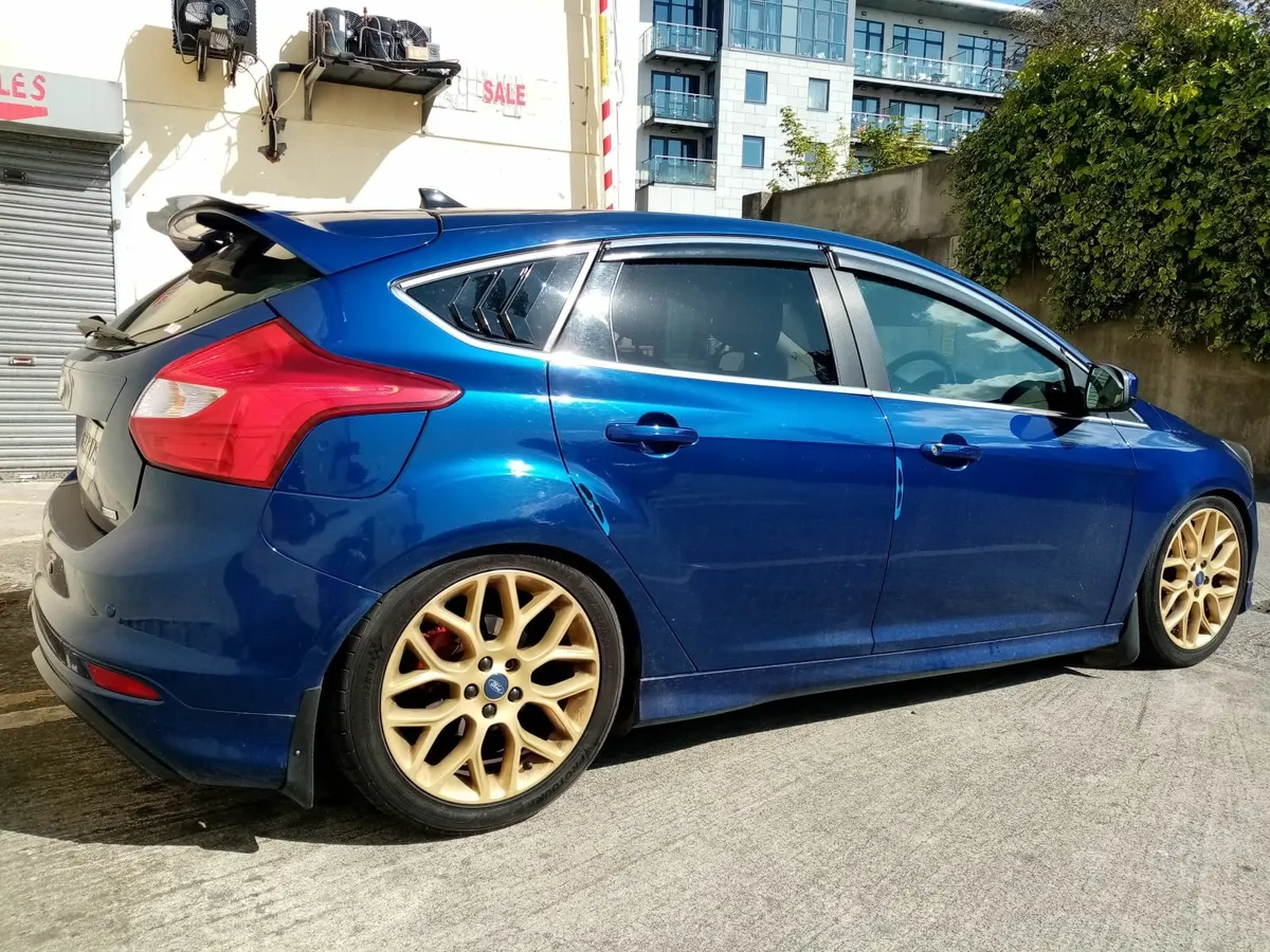 Ford Focus 2014 - Image 1