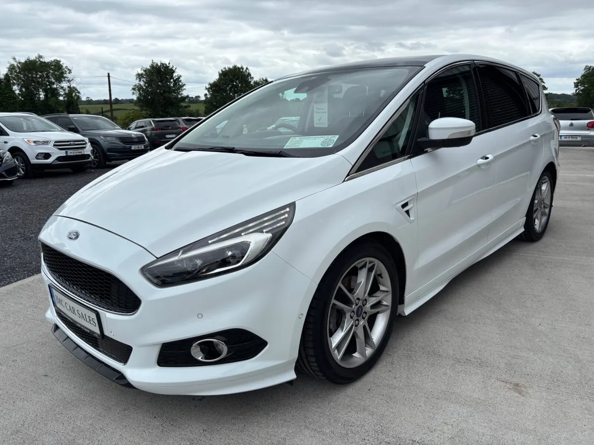 STUNNING 2017 FORD S MAX TITANIUM X - Image 3