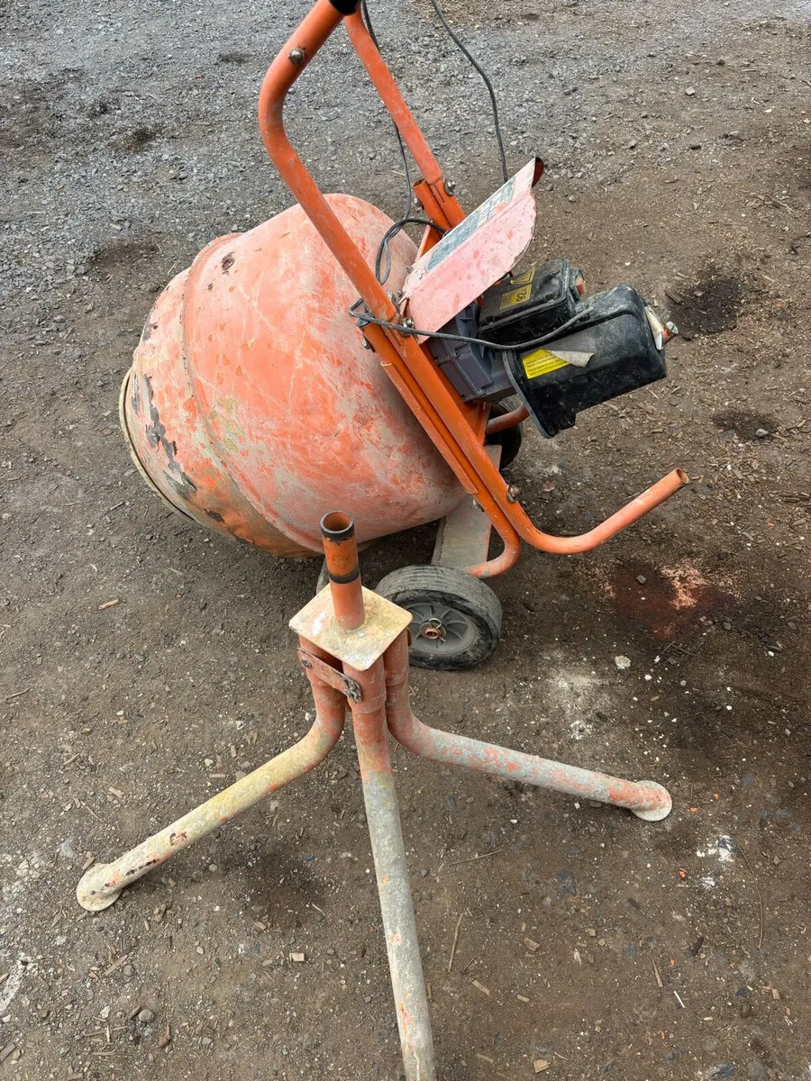 POWERMEC CEMENT MIXER 220V - Image 1