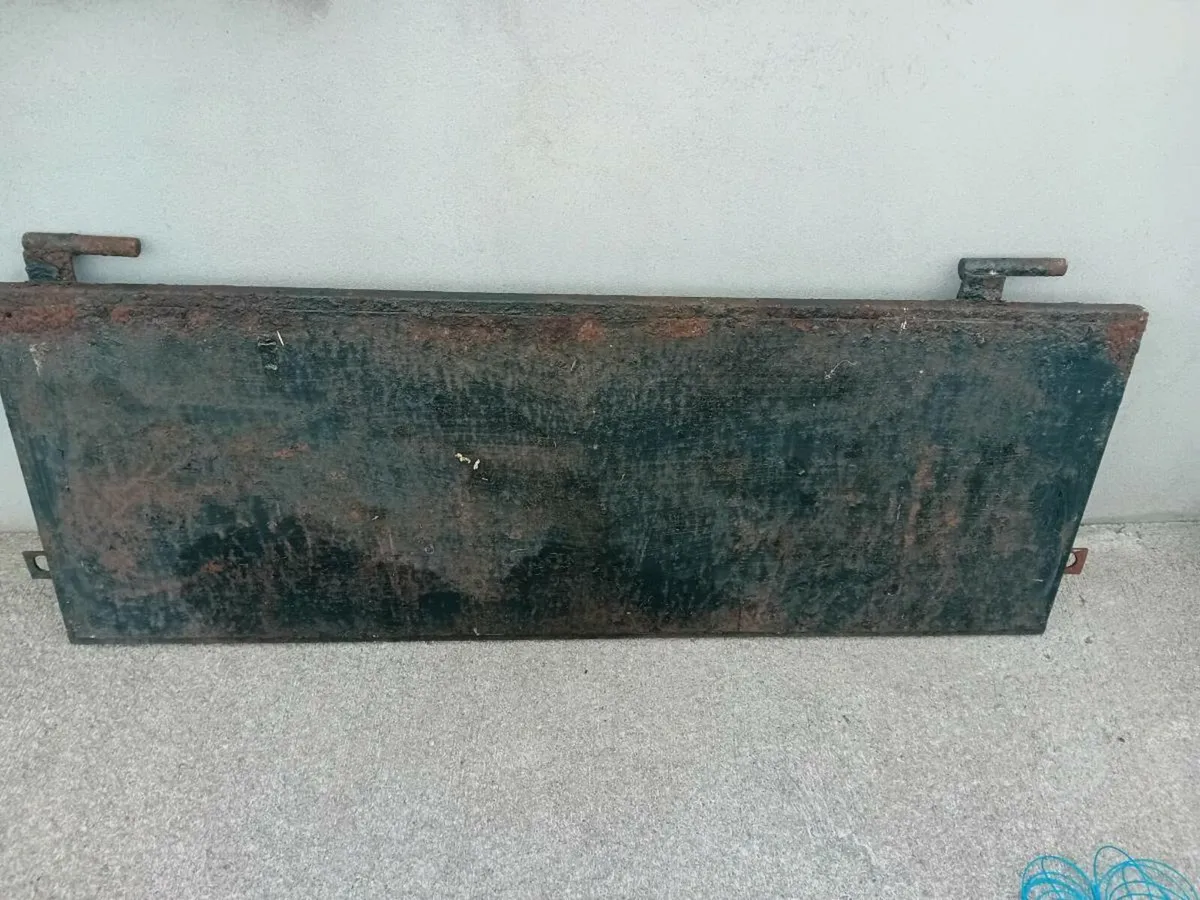Rear Trailer Door - Image 2