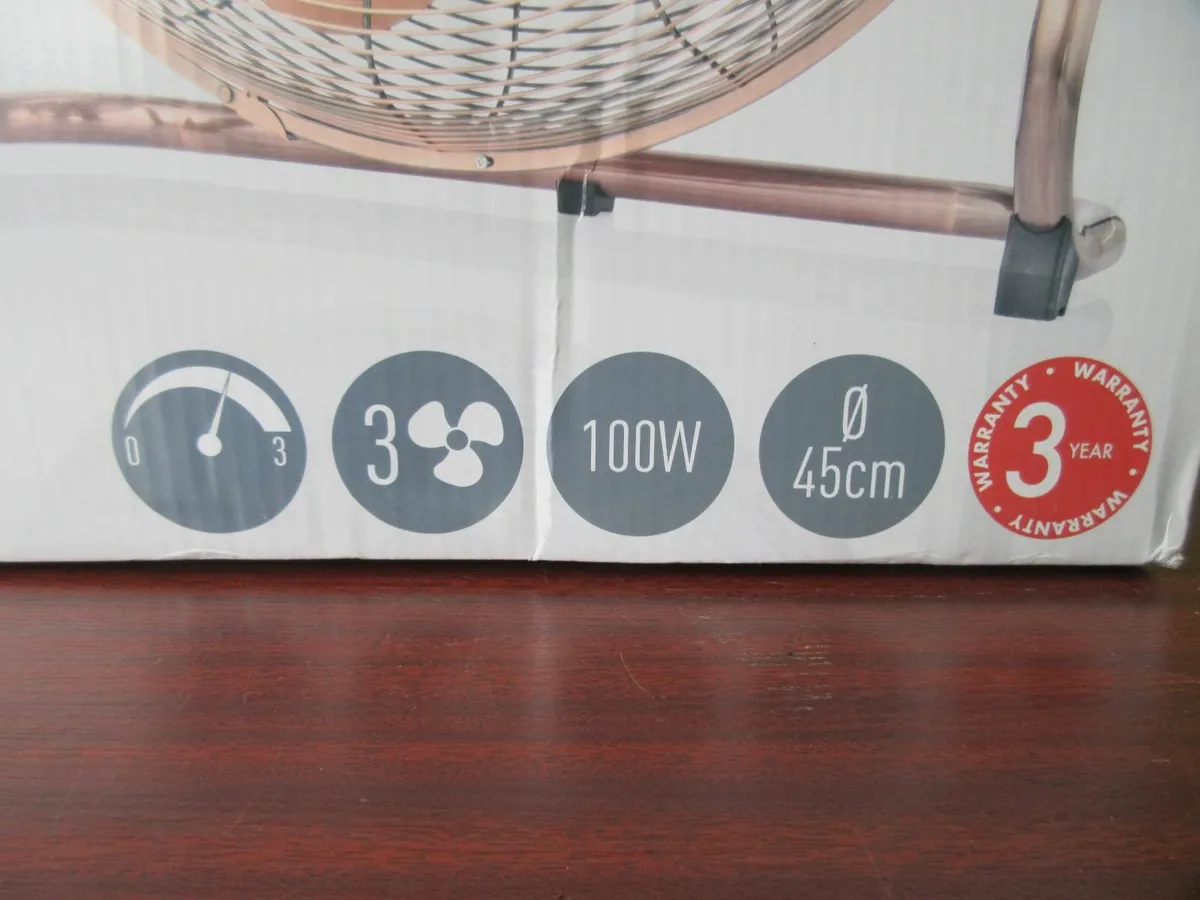 3-Speed Copper Floor Fan - Image 3