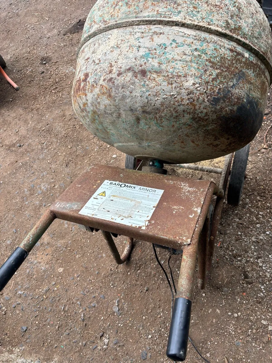 CEMENT MIXER 220v BAROMIX - Image 1