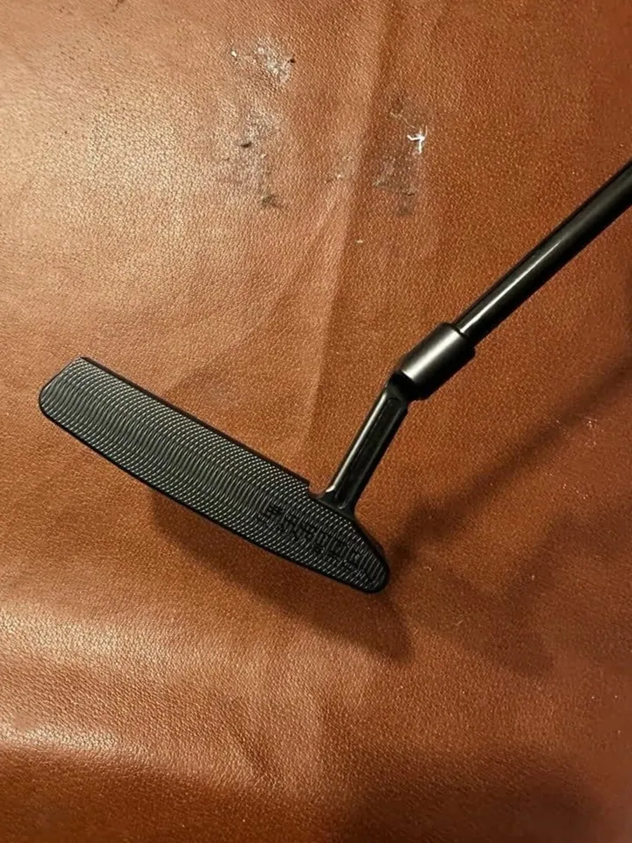Scotty Cameron B3 Triple Black LTD Newport 2, 35 - Image 2
