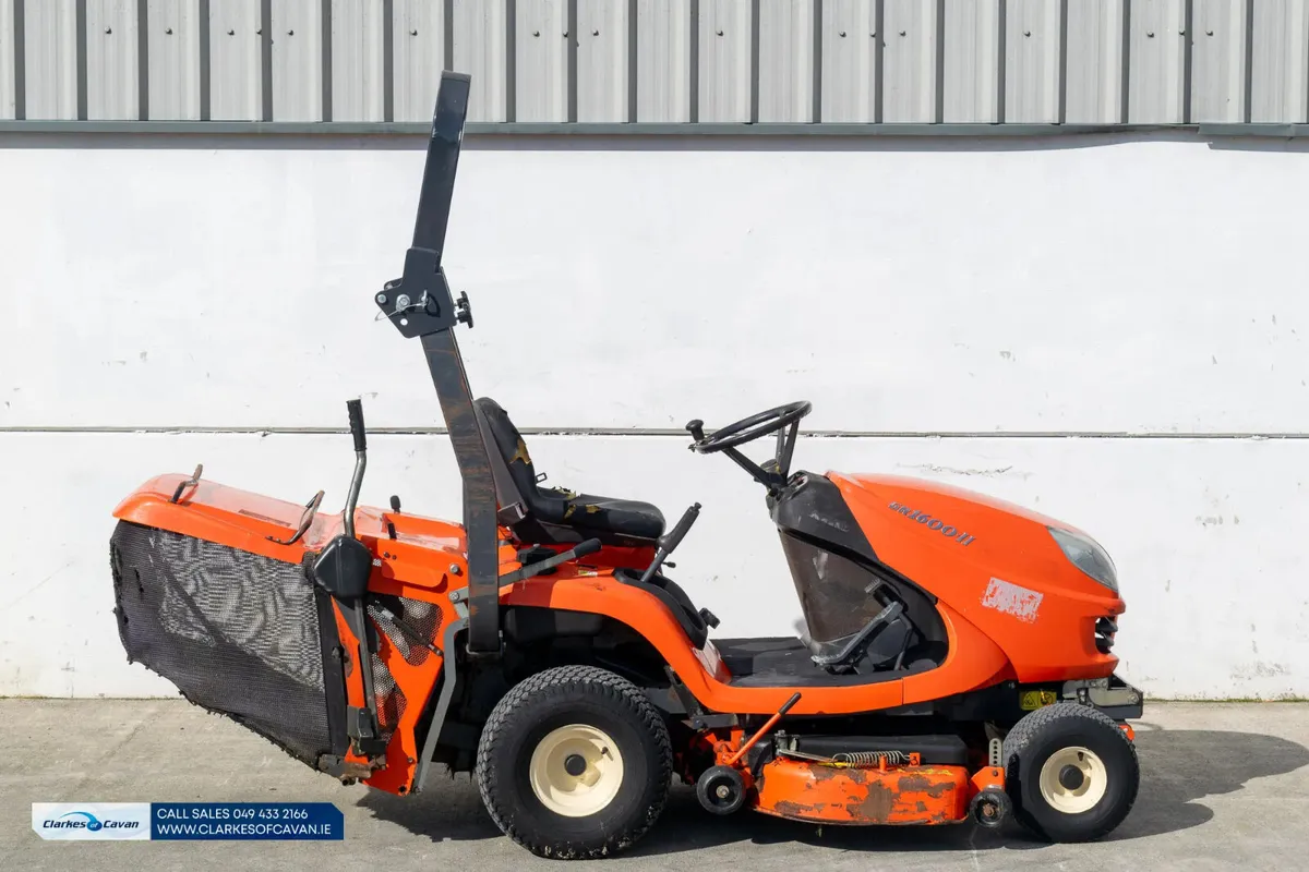 2018 Kubota GR1600 ride on lawnmower - Image 3