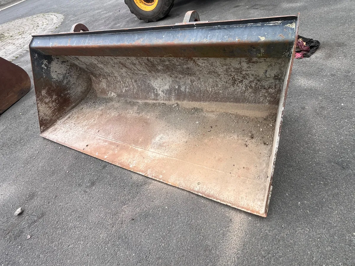 JCB teleporter - Image 1