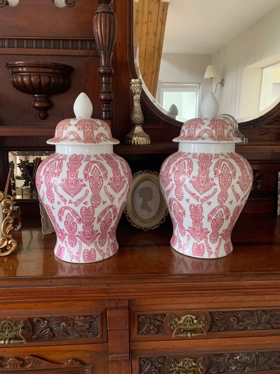 Large Porcelain Vases - Image 3