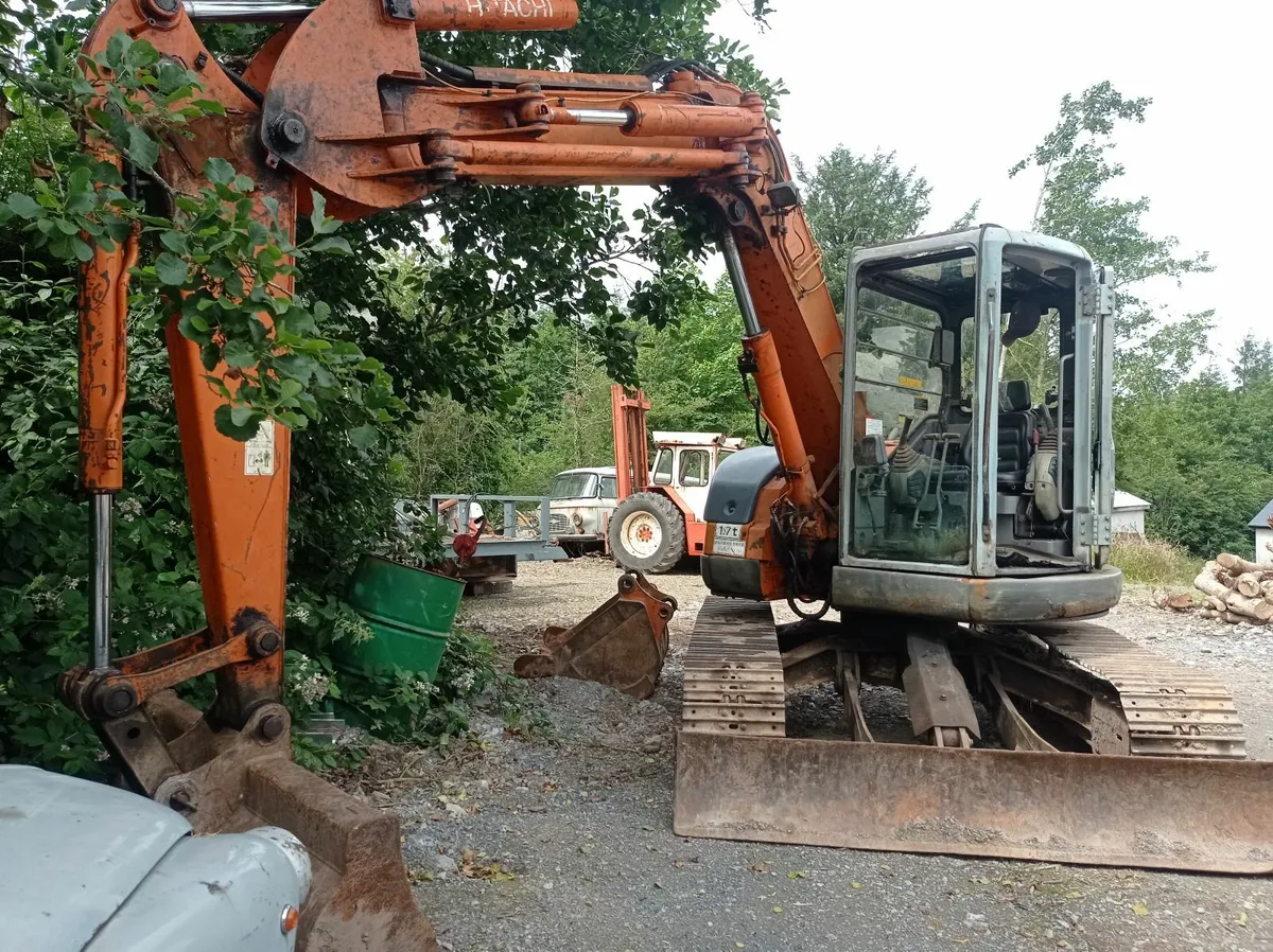 Hitachi ex75-5 - Image 1