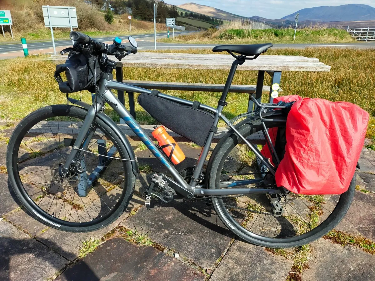 Giant Escape Disc Bicycle. - Image 2