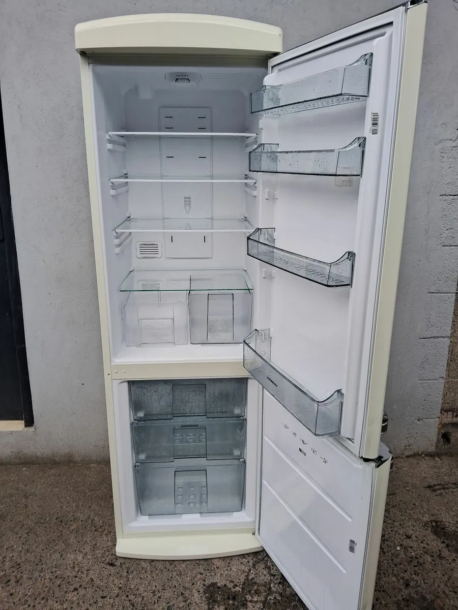 RETRO STYLE FRIDGE AND FREEZER - Image 2