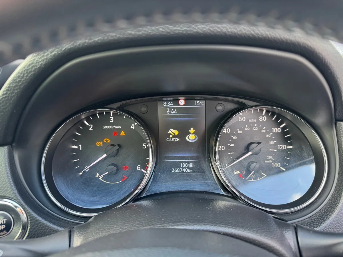 Nissan Qashqai Acenta Premium 1.5 DCi - Image 4
