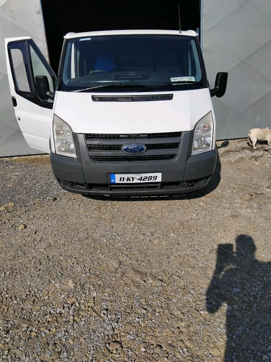 Van - Image 1