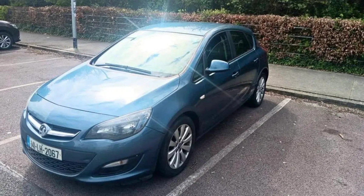 Vauxhall Astra - Image 1