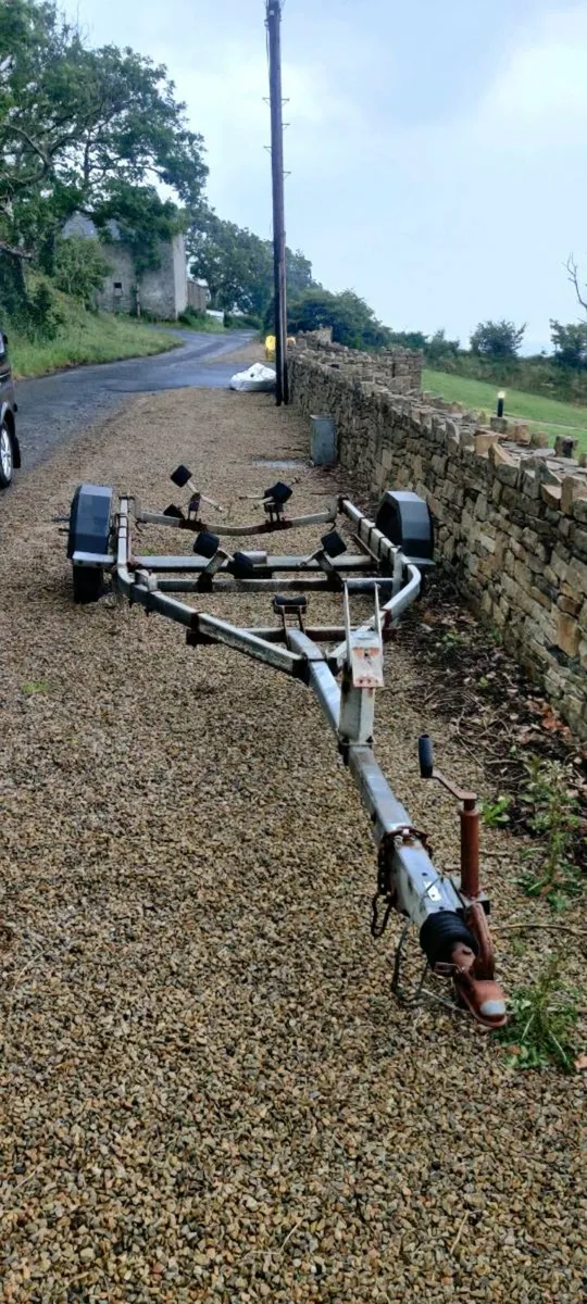 Indespension rollercoaster boat trailer - Image 1