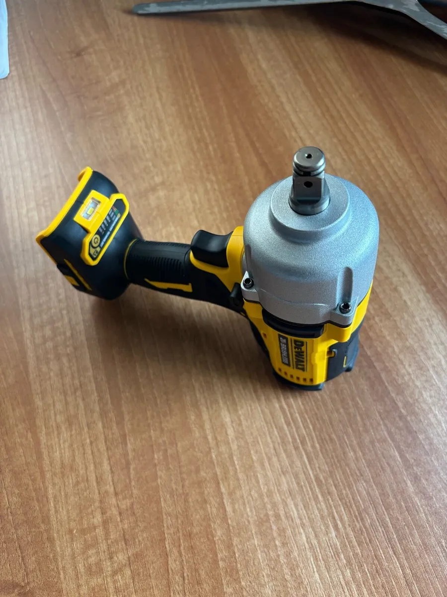 DeWalt Impact Wrench - Image 3