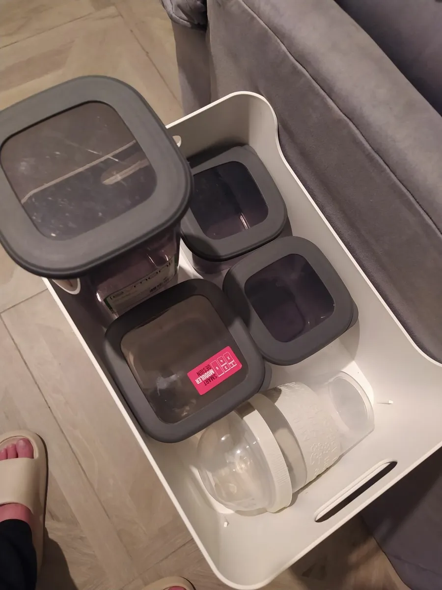 kitchen containers - Image 1