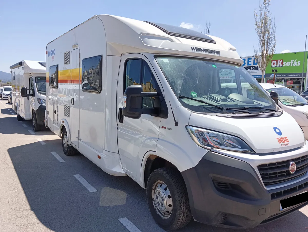 Weinsberg Carasuite 650 MF RHD 5 pax - Image 4