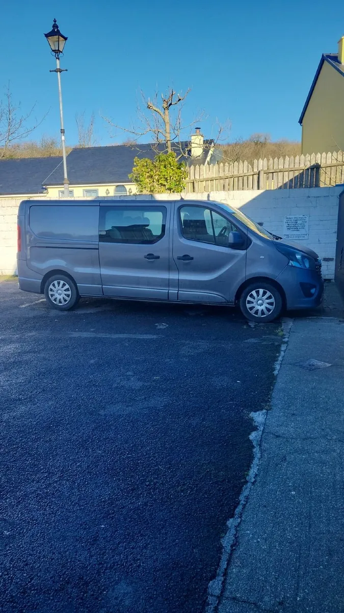Opel Vivaro 2017 - Image 1