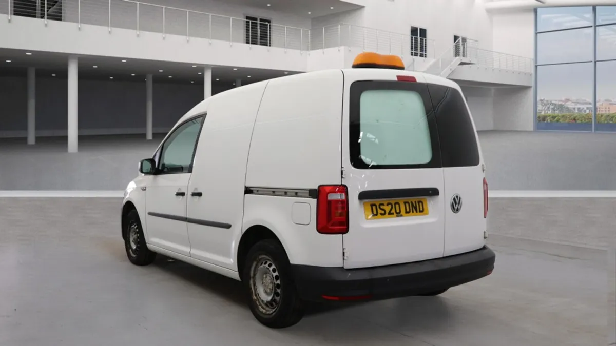 2020 VW CADDY 2.0 TDI 102 BHP STARTLINE - Image 4