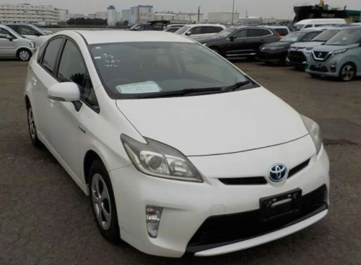 Toyota Prius S 2013, Hybrid, NCT, Tax, Warranty - Image 1