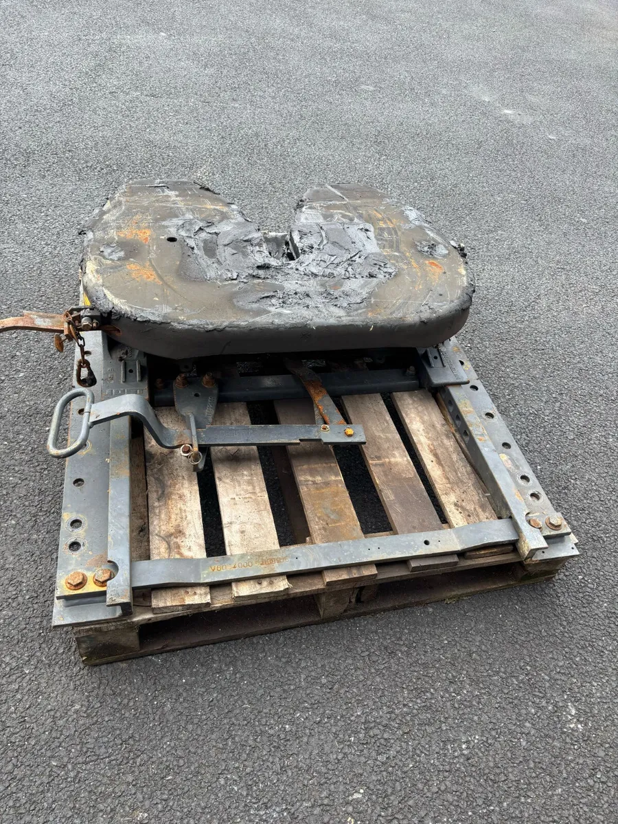 For Sale: Sliding 5th Wheels Volvo - Image 2