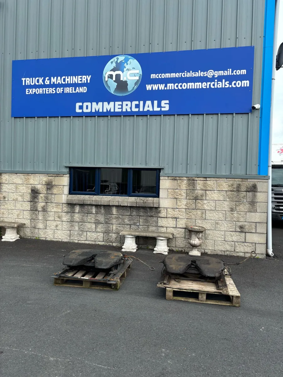 For Sale: Sliding 5th Wheels Volvo - Image 1